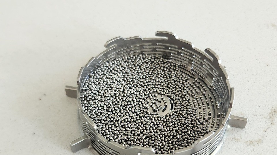 Open WetModule™ Nano with grinding media